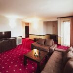 Hotel Trinity Bansko apartman ugaona dnevni boravak