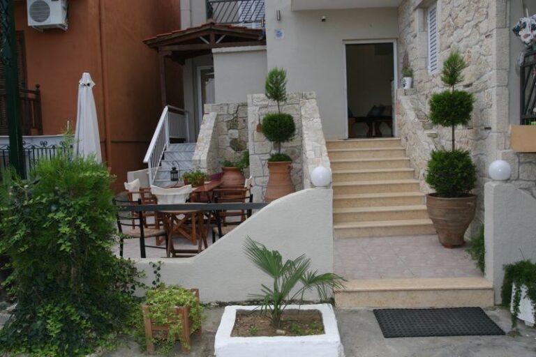 Vila FiliKO 1 Amuljani Start Travel