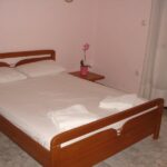 Vila Stelios Jerisos Start Travel