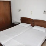 App Hotel Diana Pefkohori - Start Travel - spavaca soba