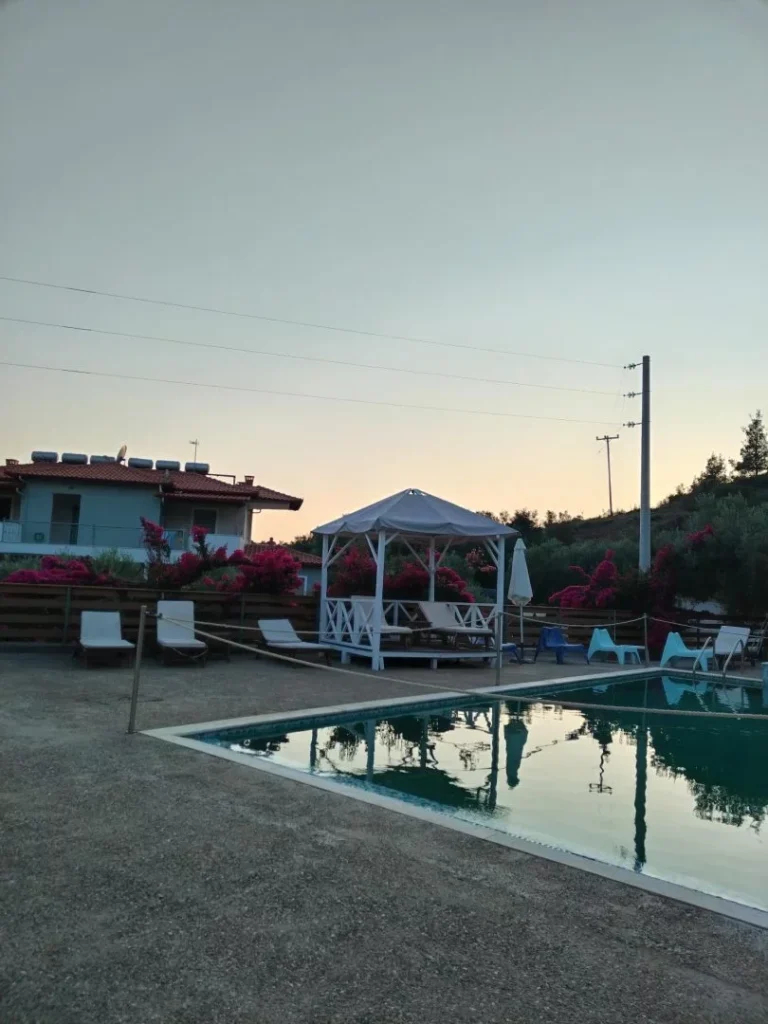 Simonitiko Garden - Simonitiko Zaliv - Start Travel - bazen