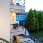 Summer Studios Nea Vrasna -Start Travel