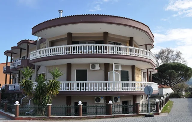 Vila 4 Season