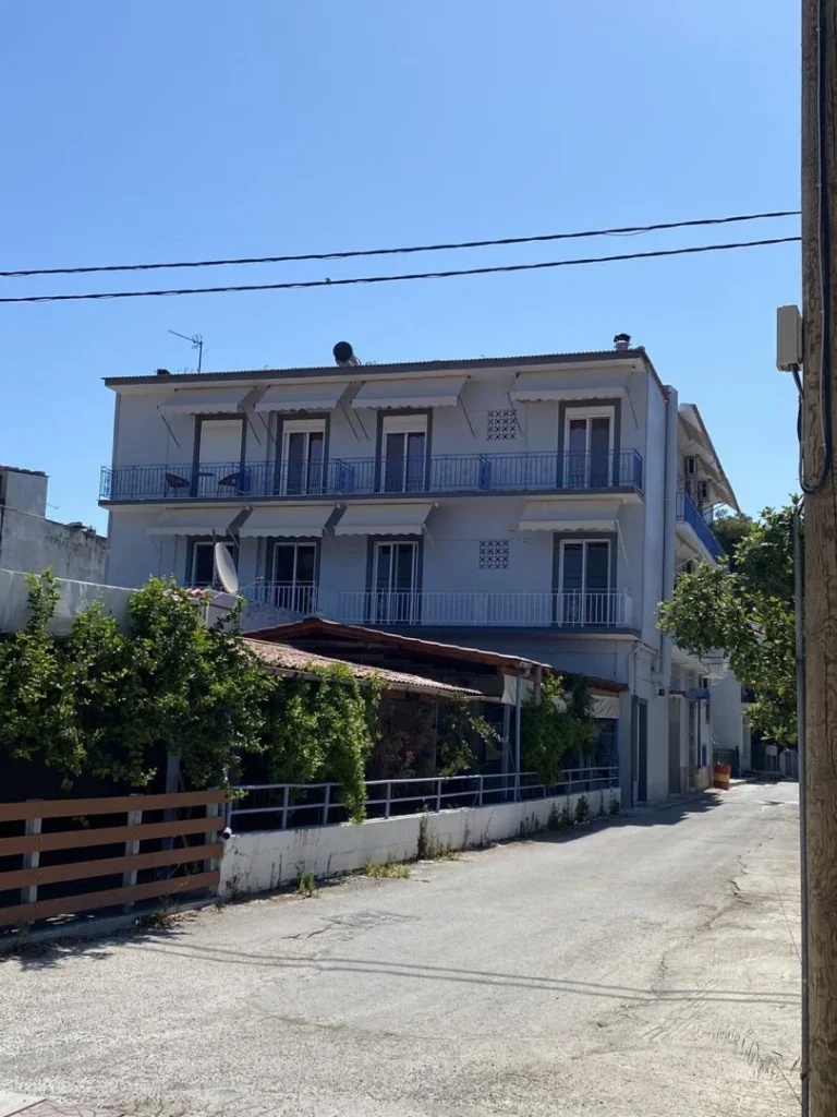 Vila Evi Pefki - Start Travel naslovna