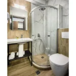 Vila-asteras-paralija-start-travel-1-kupatilo