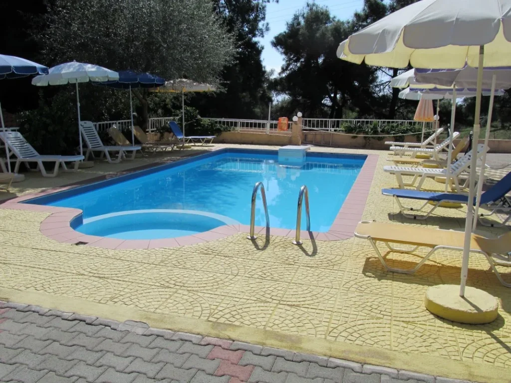 Vila Augustos Tasos Start Travel