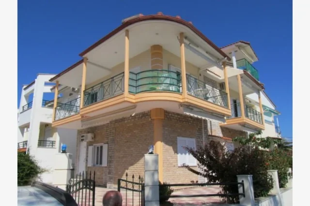 Vila Avra
