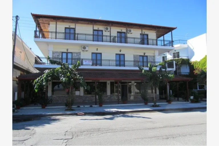 Vila-dias-nei-pori-start-travel-1-vila