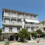 Vila-dimitris-nei-pori-start-travel-1-vila