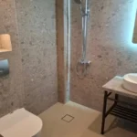 Vila-dinos-leptokaria-strat-travel-kupatilo