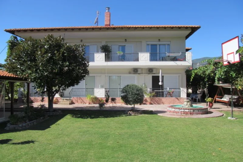 Vila-dionisos-asprovalta-start-travel-1-vila