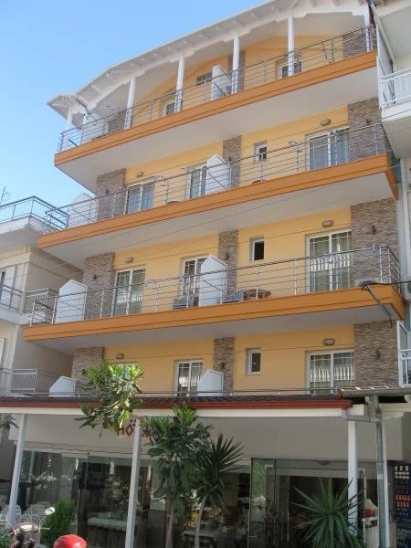 Vila Hellas Paralija Strat Travel