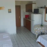 Vila-janis-beach-polihrono-start-travel-1-kuhinja