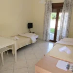 Vila Karajanis Neos Marmaras Start Travel Soba