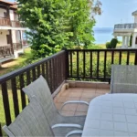 Vila-kolpos-polihrono-strat-travel-1-dvoriste