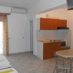 Vila-lemoni-studio-strat-travel-1-soba