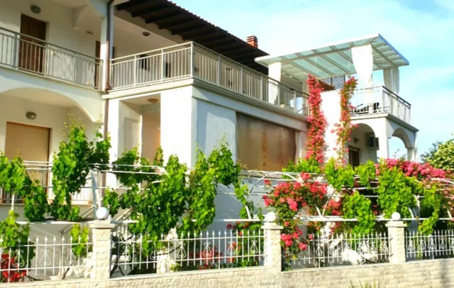 Vila Mesimvria