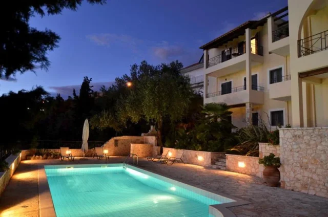 Vila Nirides (luxury apartments)
