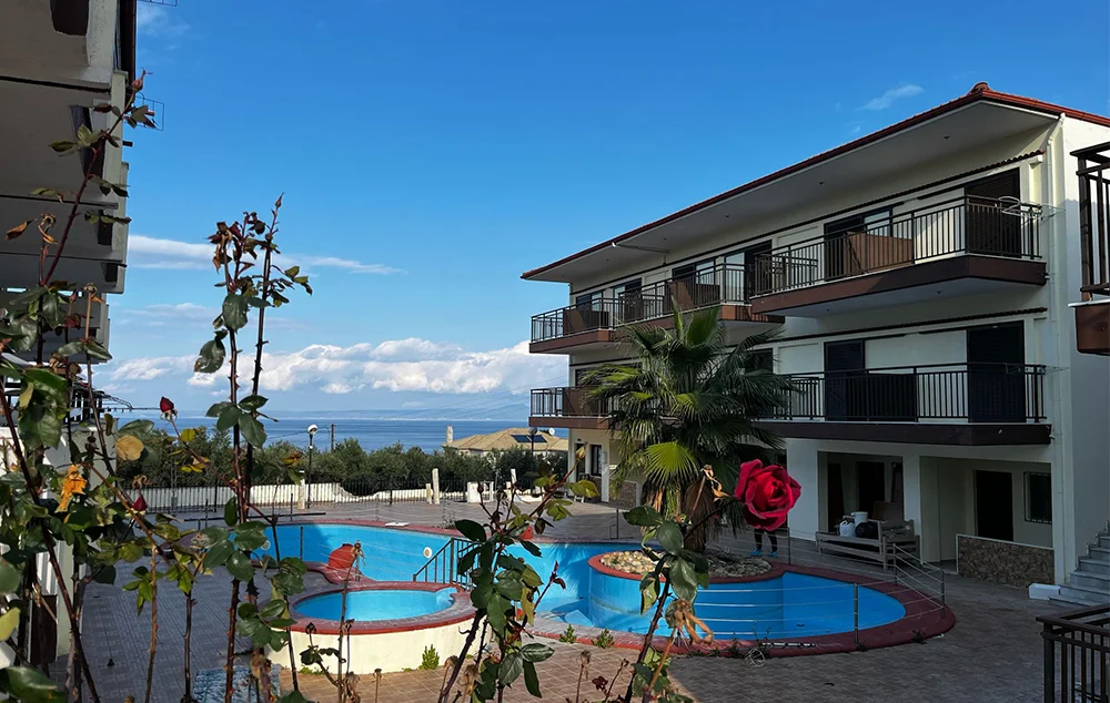 Vila-panorama-polihronio-strat-travel-1-vila