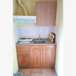 Vila-Partrik-Natali-Nei-Pori-Start-Tavel-kuhinja