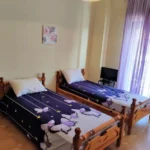 Vila Sens Nea Flogita