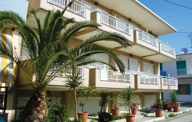 Vila-theo-sarti-start-travel-1 vila