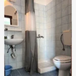 Vila-twins-rooms-nei-pori-start-travel-kupatilo