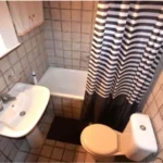 Vila Violeta Leptokaria Start TRavel Kupatilo