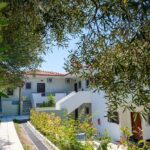 Vila Santa Ana Skioni Start Travel