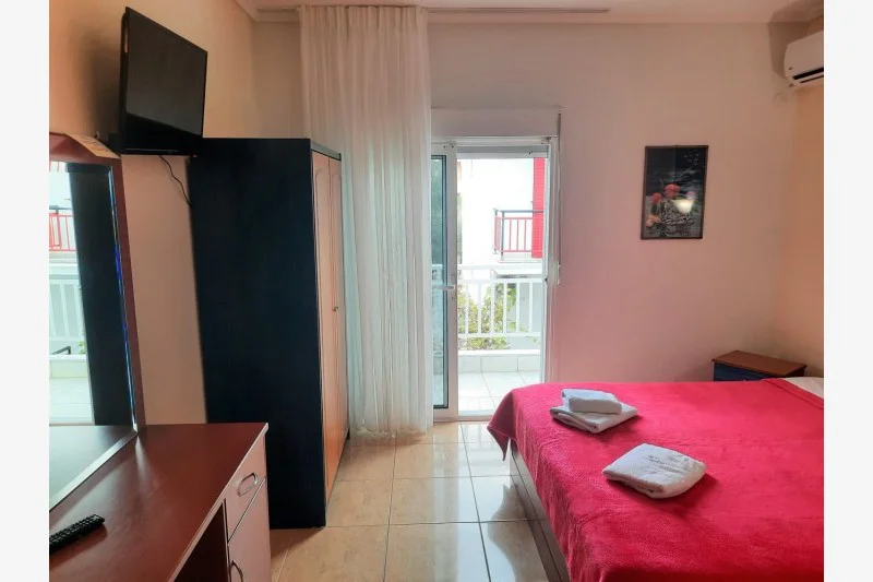 Vila Fay Toroni