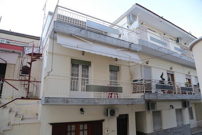 Vila Fotis Stavros naslovna