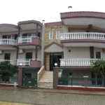 Vila four Season Sarti Satrt Travel