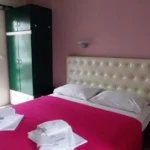 Vila four Season Sarti Satrt Travel