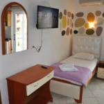 Vila four Season Sarti Satrt Travel