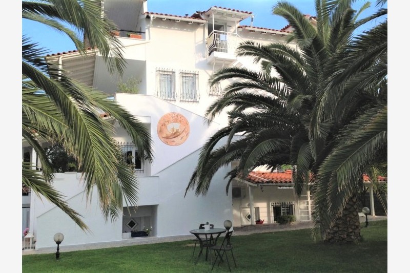 vila-natasa-valentino-polihrono-start-travel-vila