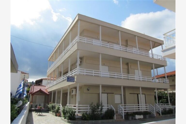 vila-polistilo-spiti-polihrono-start-travel-vila