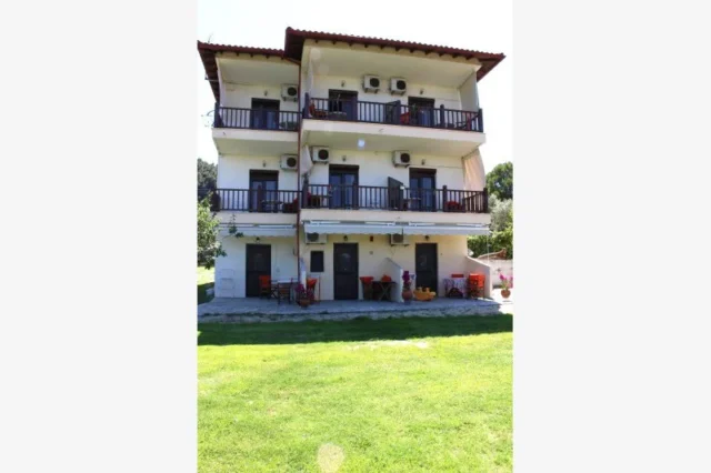Vila Zisios Studios 