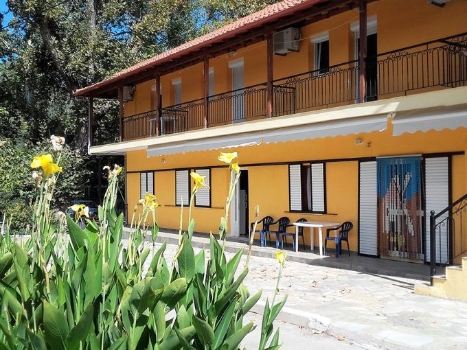 Vila Afroditi Kokino Nero Start Travel