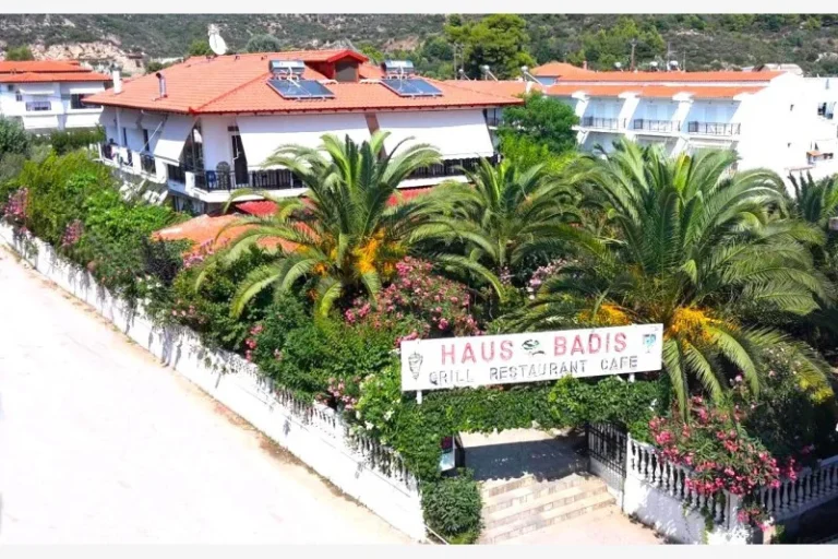 Vila Babis Toroni