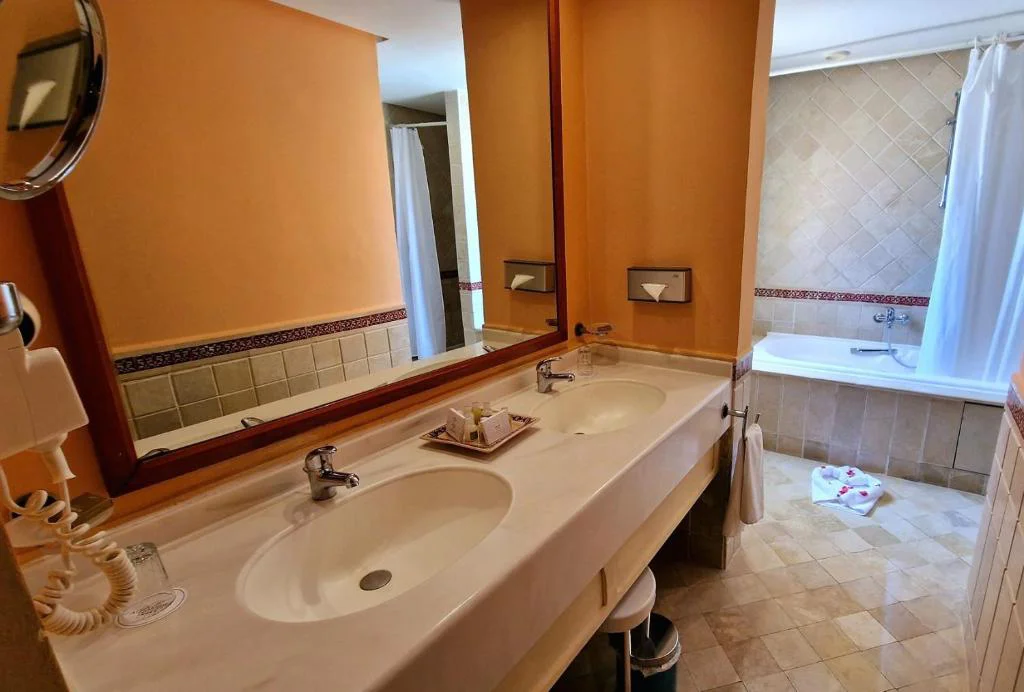 Hotel Alhambra Thalasso – fotografija 4