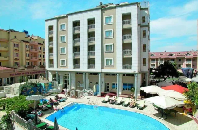 Hotel Almena 3*