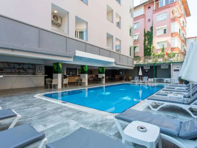 Hotel Aslan City 4*