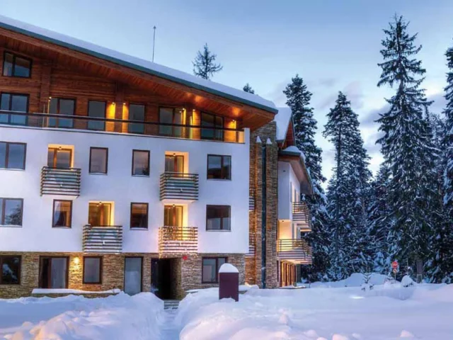 Hotel Euphoria Club