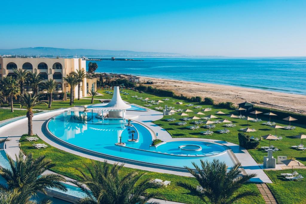 Hotel Iberostar Waves Averroes 4*