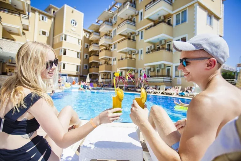 Hotel Kleopatra Ada Alanja – Start Travel 18