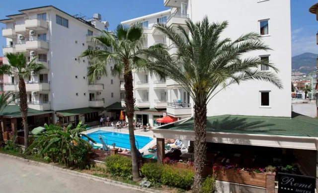 Hotel Remi 4*