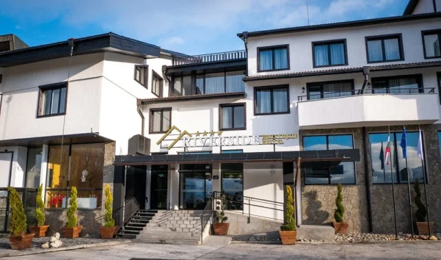Hotel Riverside