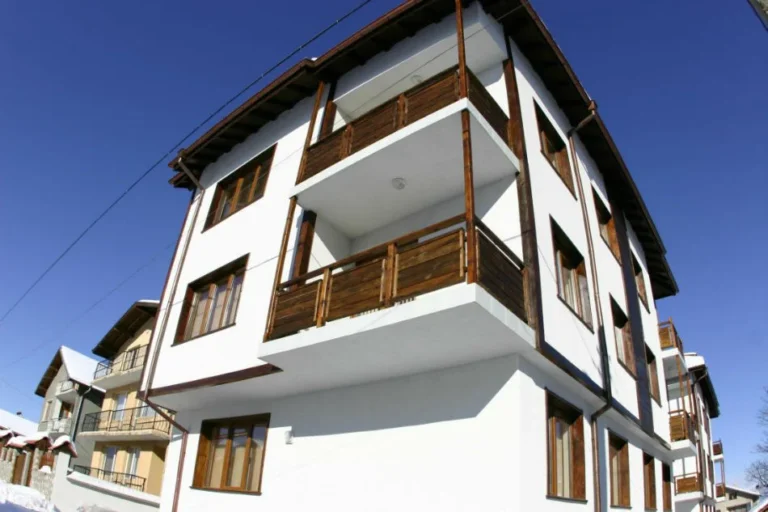 Hotel Snowplough Bansko - Start Travel 1