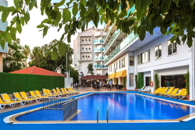 Hotel Sunbay Park