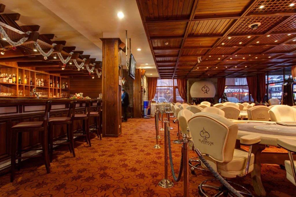 Platinum & Casino Bansko - Start Travel 1